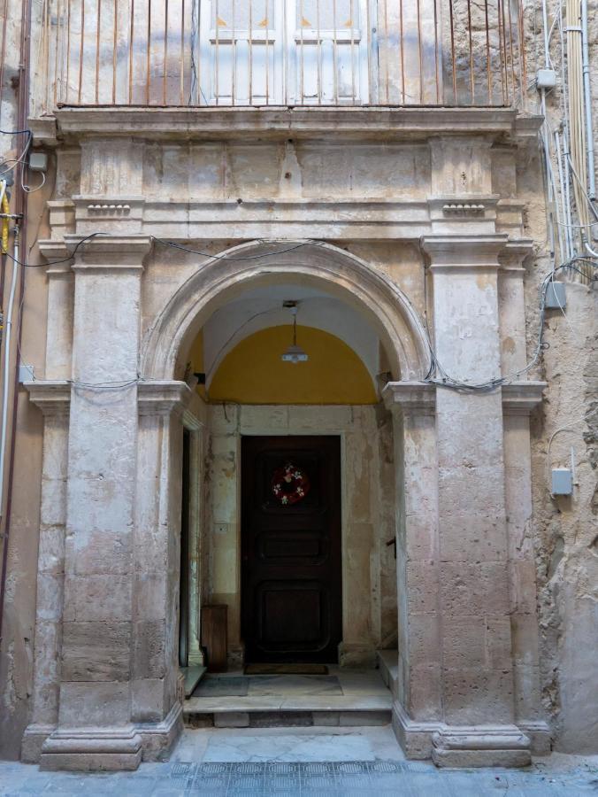Vakkia - Ortigia Holiday Home Сиракуза Екстериор снимка